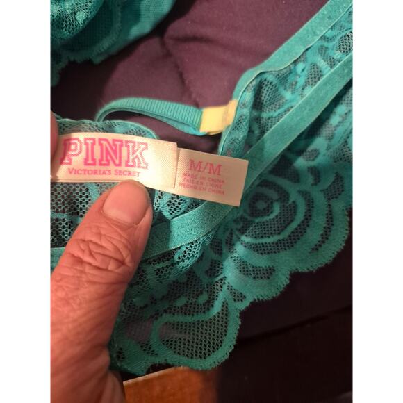 Victoria’s Secret Lace Bralette – Size Medium - Picture 3 of 5